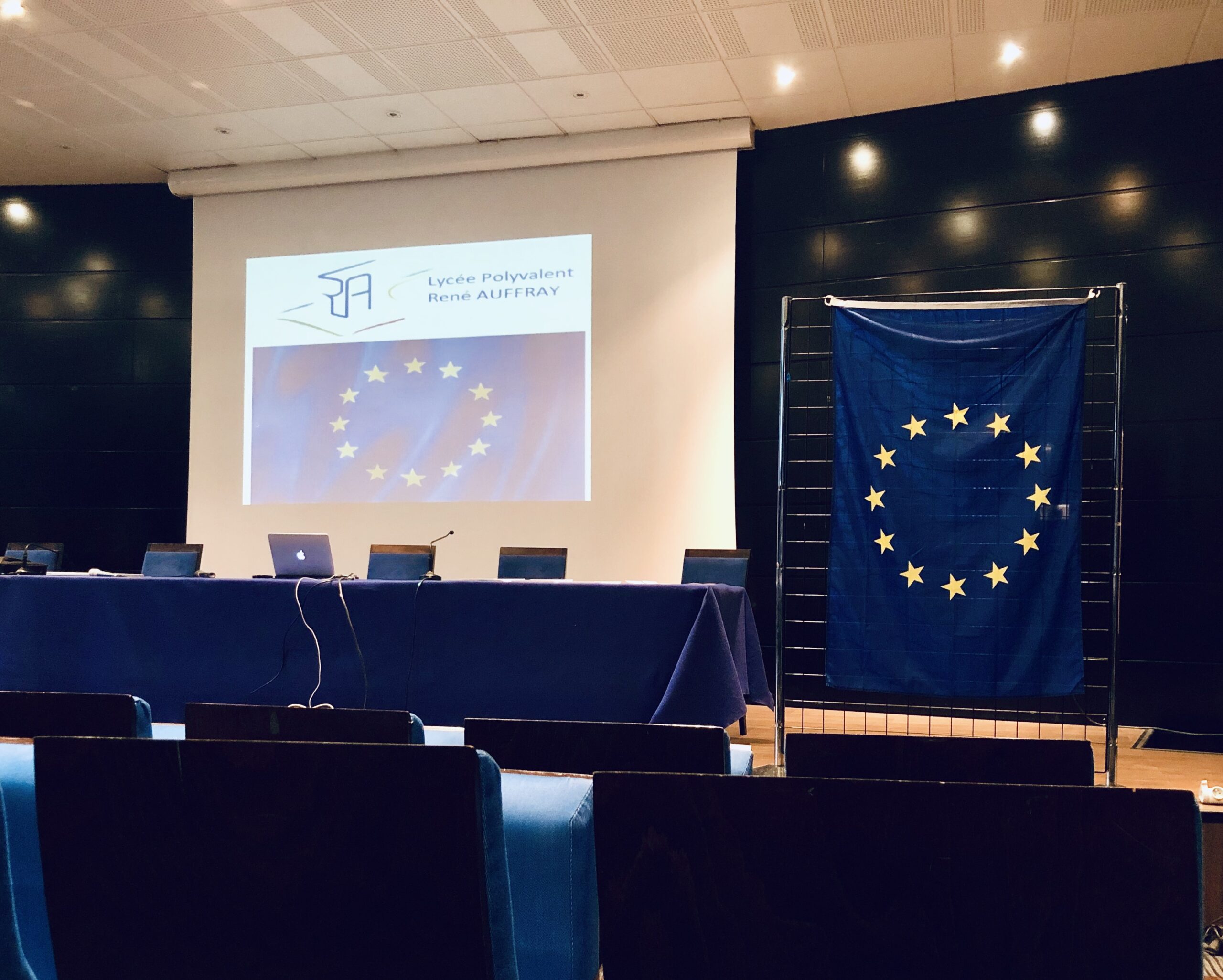 En route pour l’Europe au Lycée René Auffray !!!
