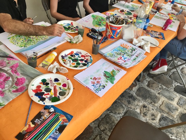 Atelier d’arts plastiques durant l’été